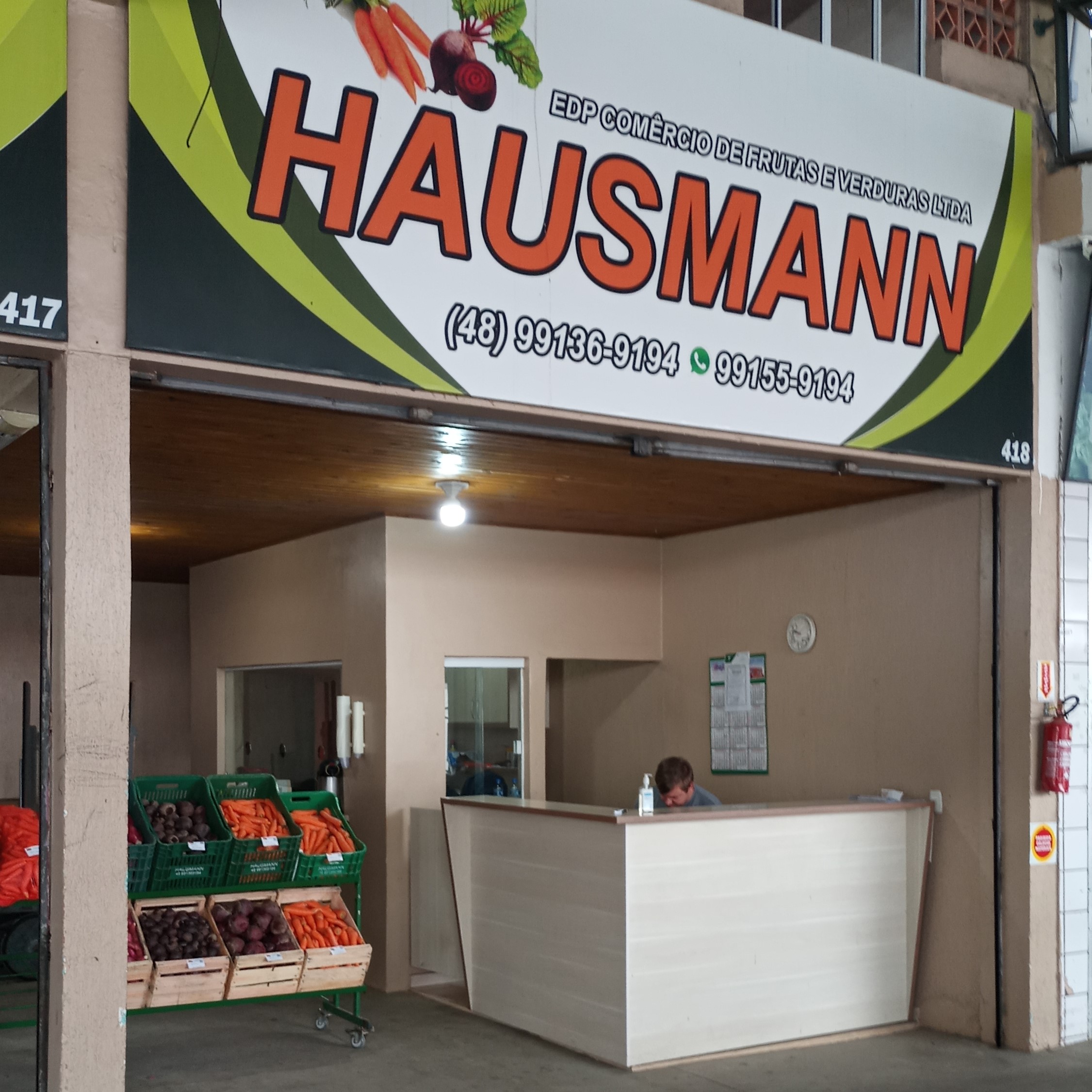 417 418 Hausmann